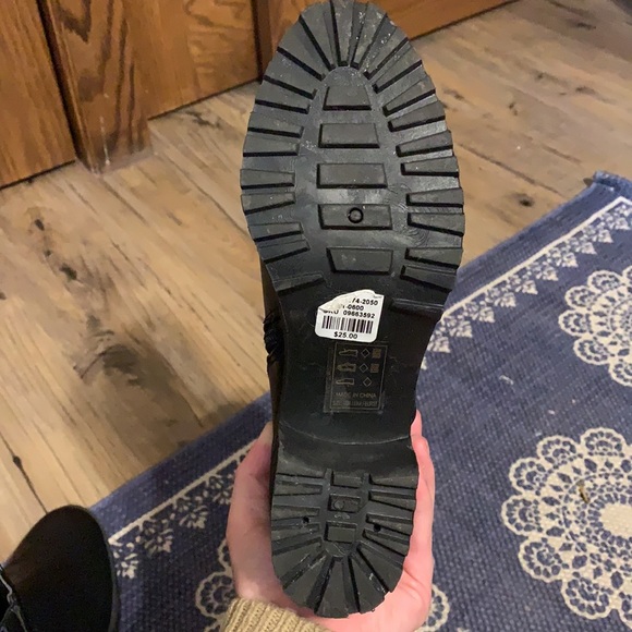 Black Zip-up Booties. Hardly worn! - Picture 4 of 6